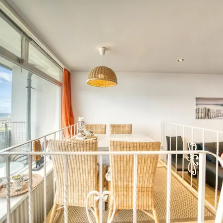 - Haus B, App 0b0906 Lejlighed *